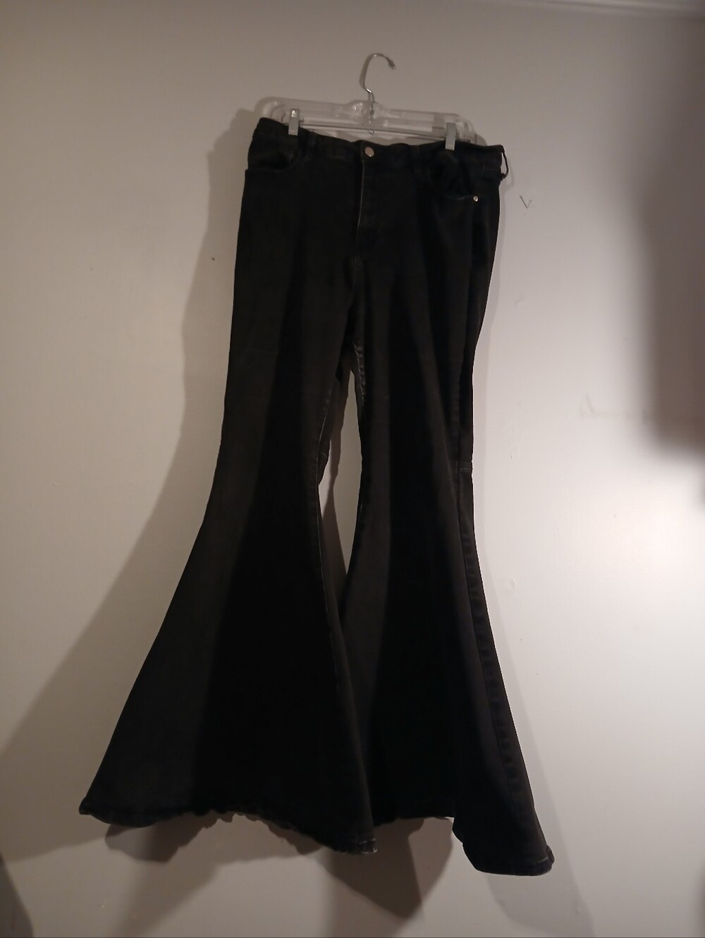 Fashion Nova Black High-Rise Flare Jeans. Size 16